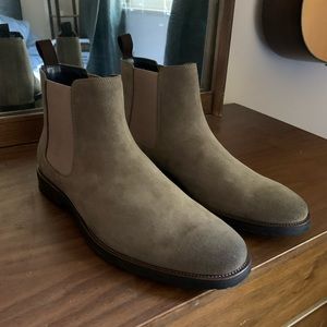 Size 11 Steve Madden Suede Boots